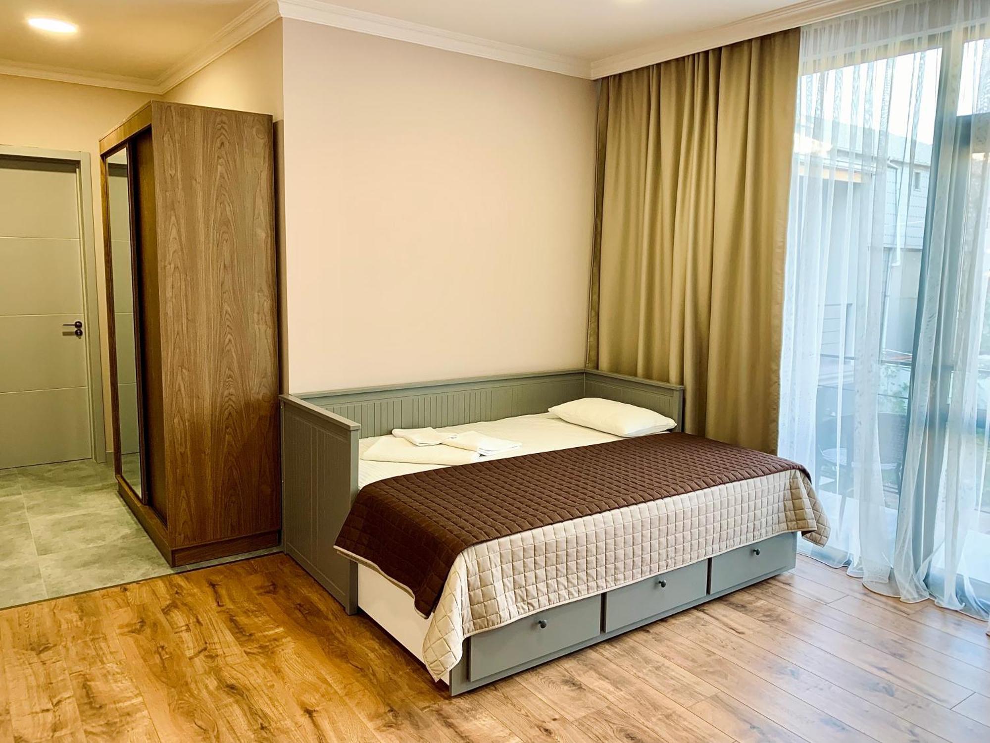 Guest House Smile Kobuleti Exterior foto