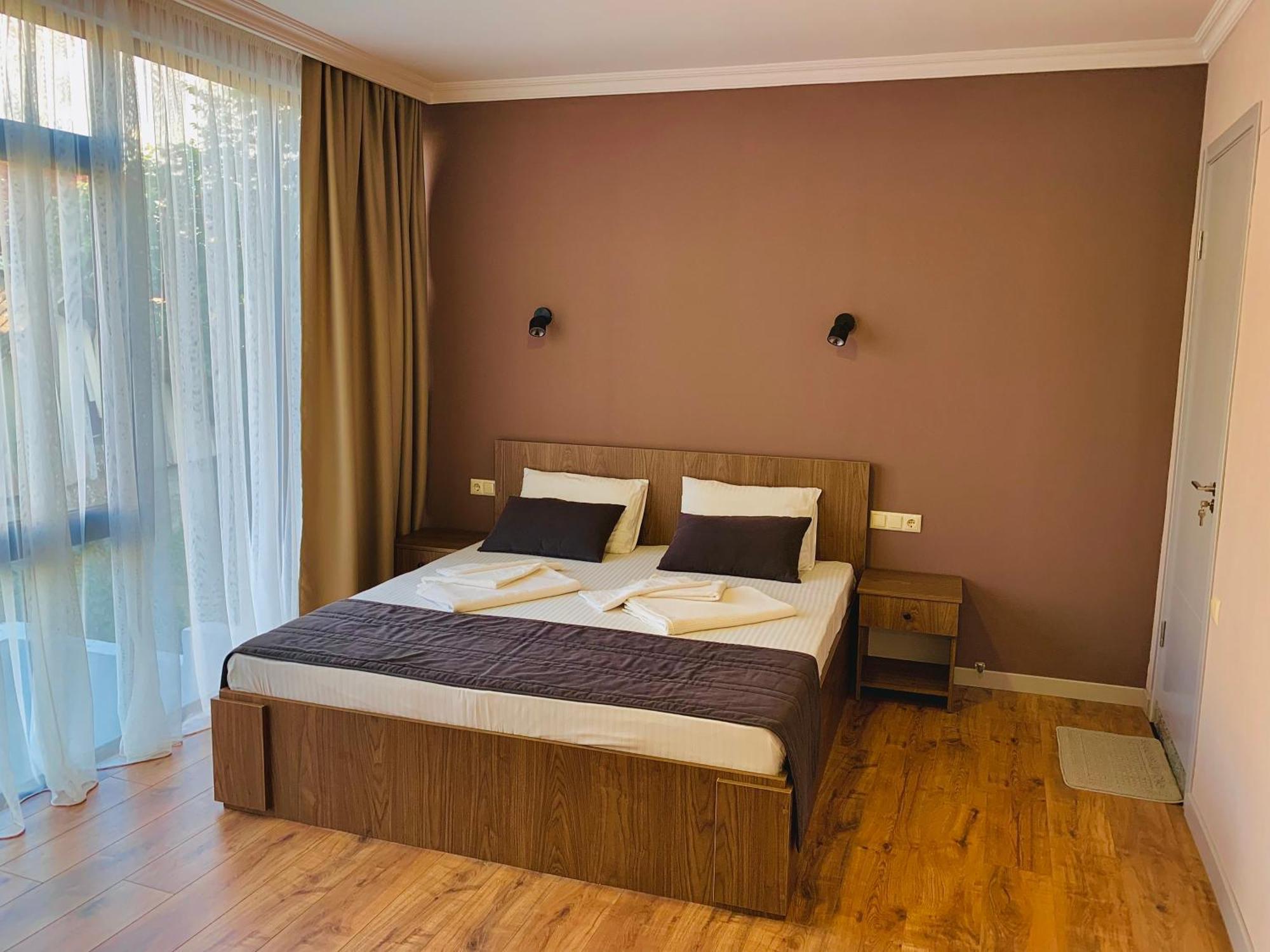 Guest House Smile Kobuleti Exterior foto